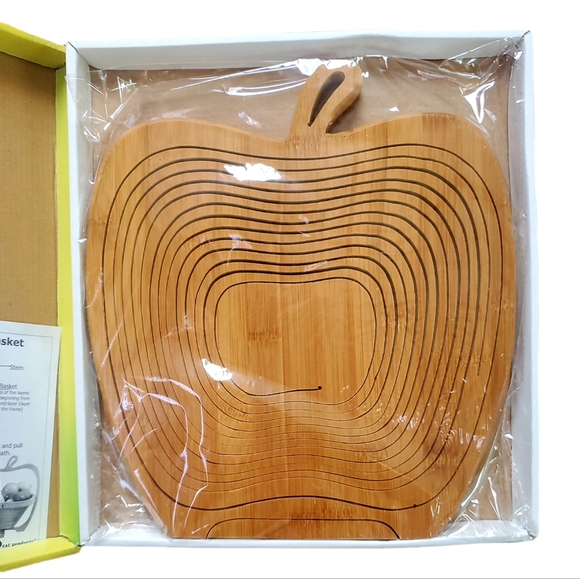 Collapsible Bamboo Fruit Basket Spiral Cut Apple Shaped Centerpiece Bowl - Picture 2 of 4